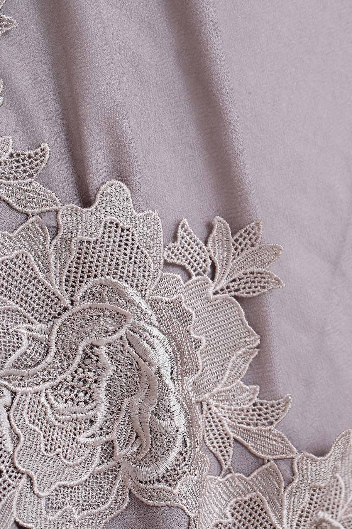 Cashmere Chantilly Lace Fleur | Lilac-Grey