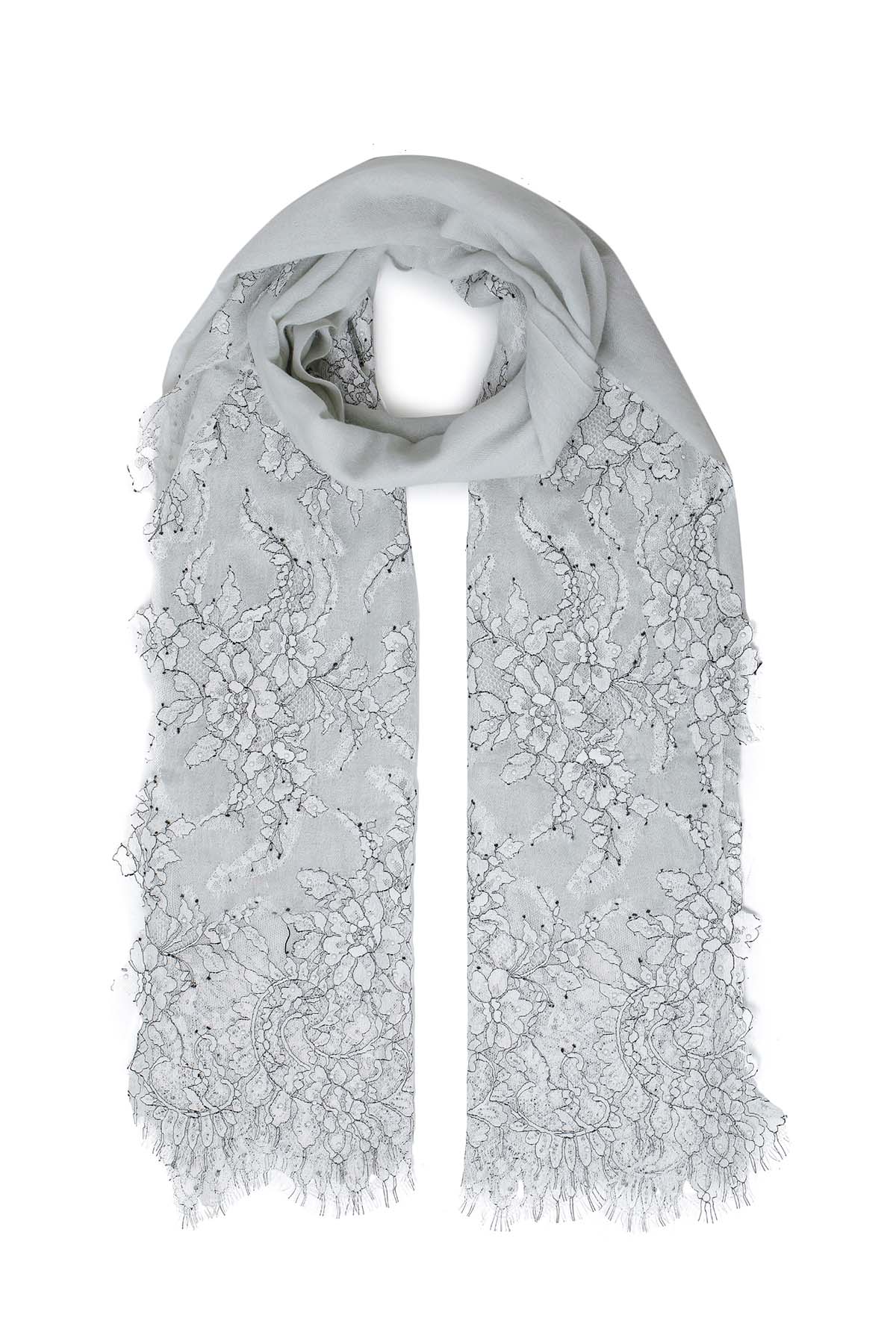 Cashmere Chantilly Lace Crescendo | Cool-Gray