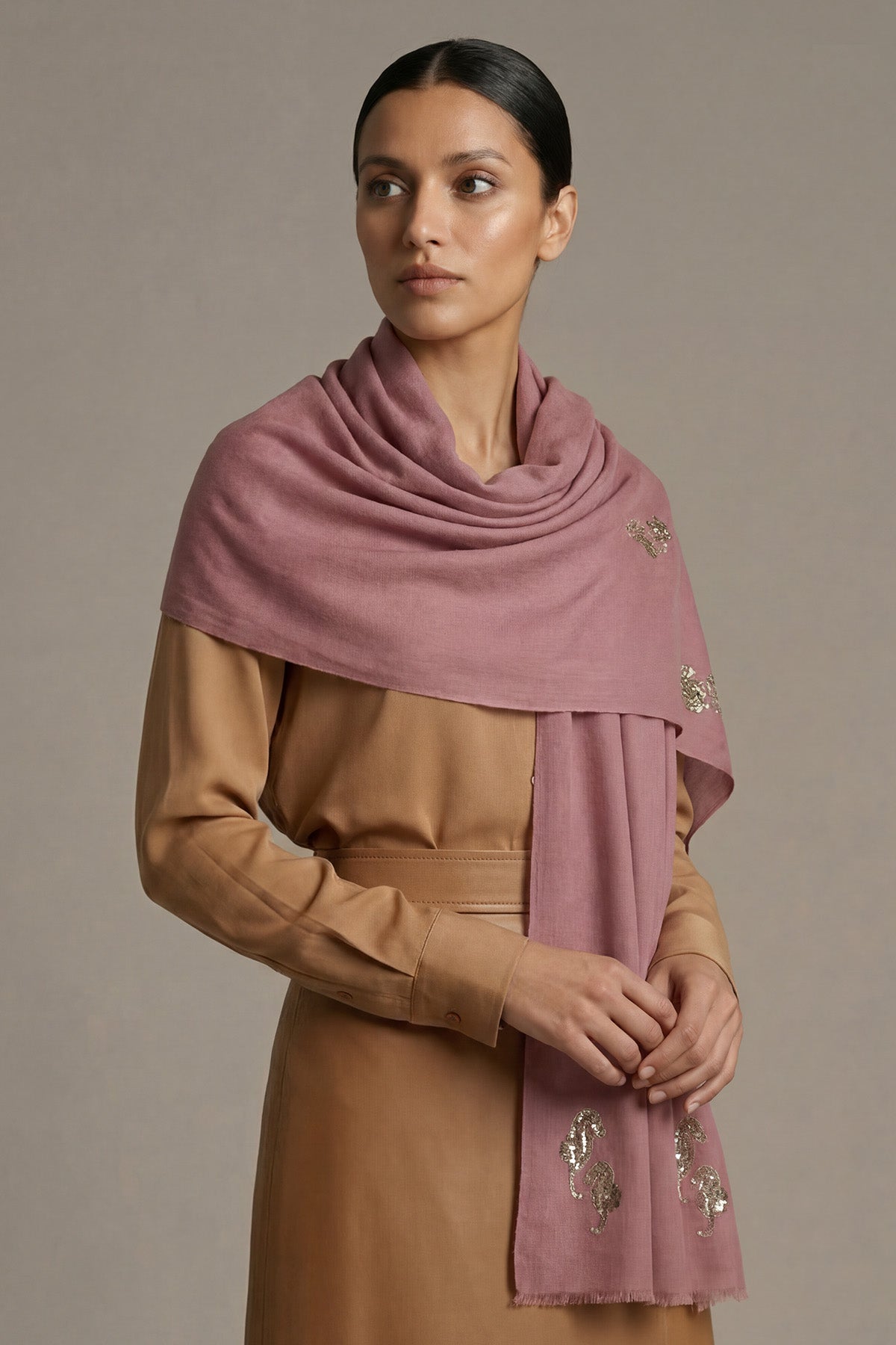 Cashmere Embroidery - Seahorses | Smoky-Pink
