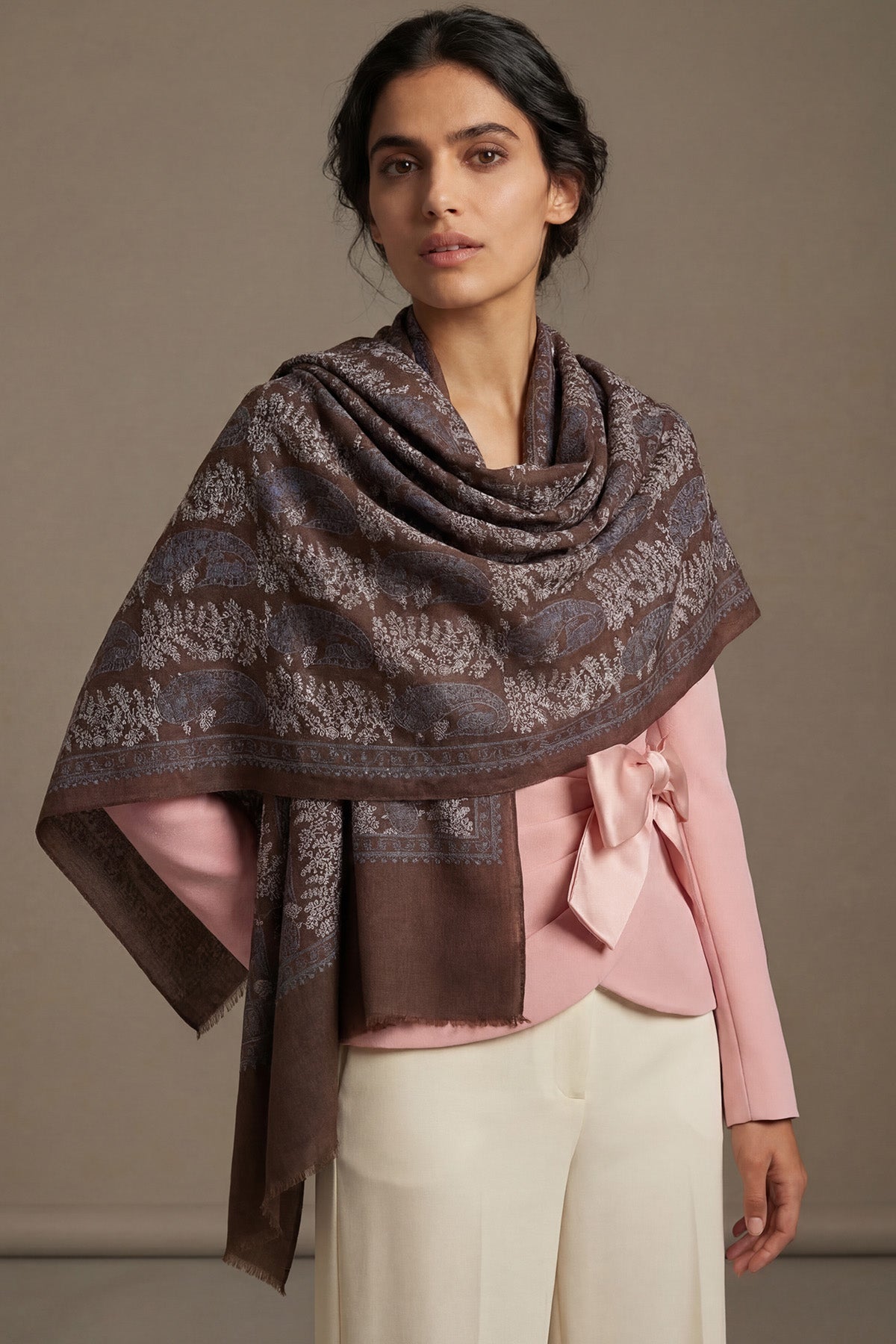 Pashmina Tapestry Paisley Array | Chocolate